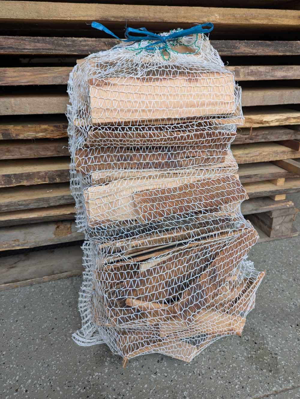 Brennholz Buche dünn Raschelsack