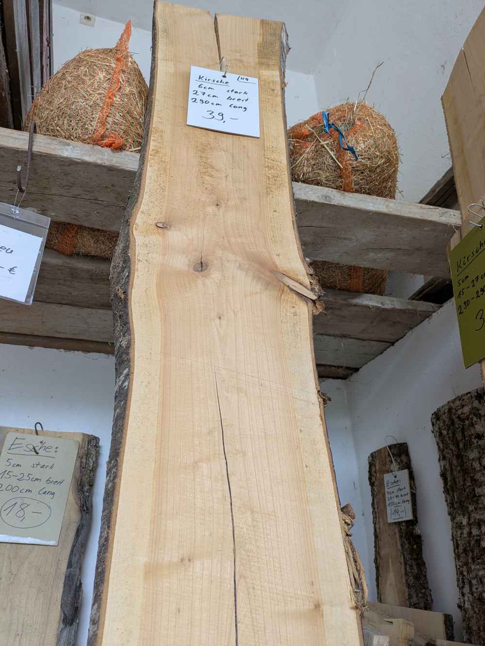 Brett Kirsche mit Rinde